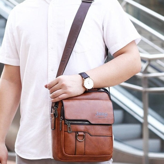 Bolsa de Ombro Jeep de Couro - Transversal Masculina