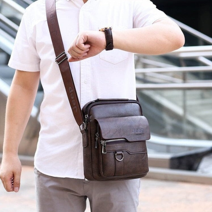Bolsa de Ombro Jeep de Couro - Transversal Masculina